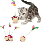 Balle Griffoir Chat Sisal 6,5cm avec Plumes - "Natural Ball"